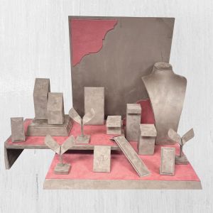 EXPOSITORES DISPONIBILIDAD INMEDIATA